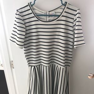 LuLaRoe Amelia 2XL dress